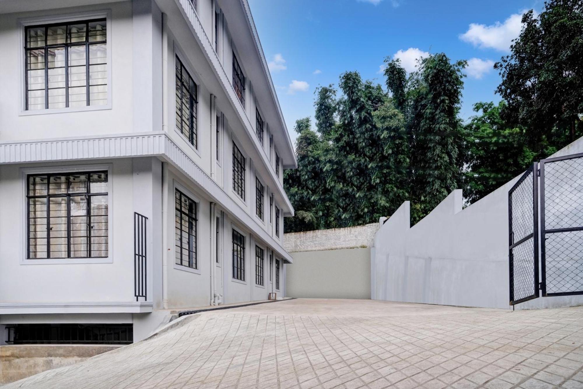 Super Hotel O Lapalang Shillong Eksteriør billede